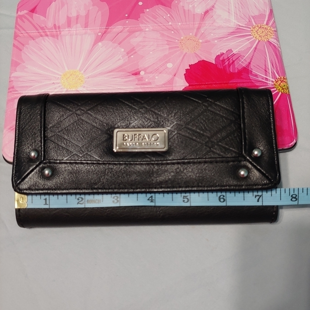 Buffalo David Bitton Wallet - Picture 5 of 5